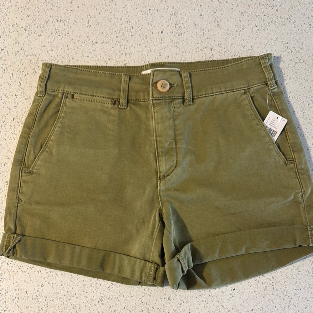 Relaxed Chino Shorts